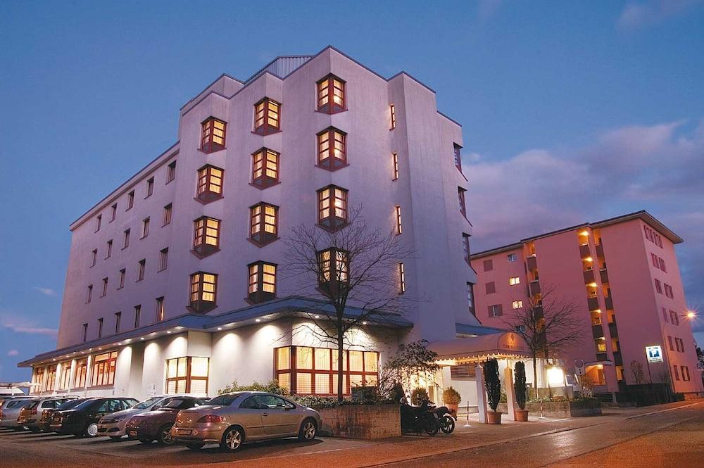Sommerau-Ticino Swiss Quality Hotel Dietikon Exterior photo